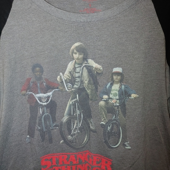 STRANGER things baseball shirt - Picture 2 of 4